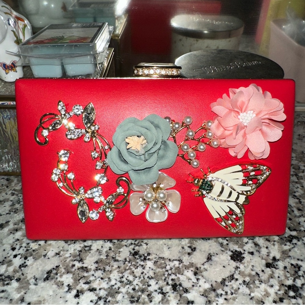 ♡ Red NK purse